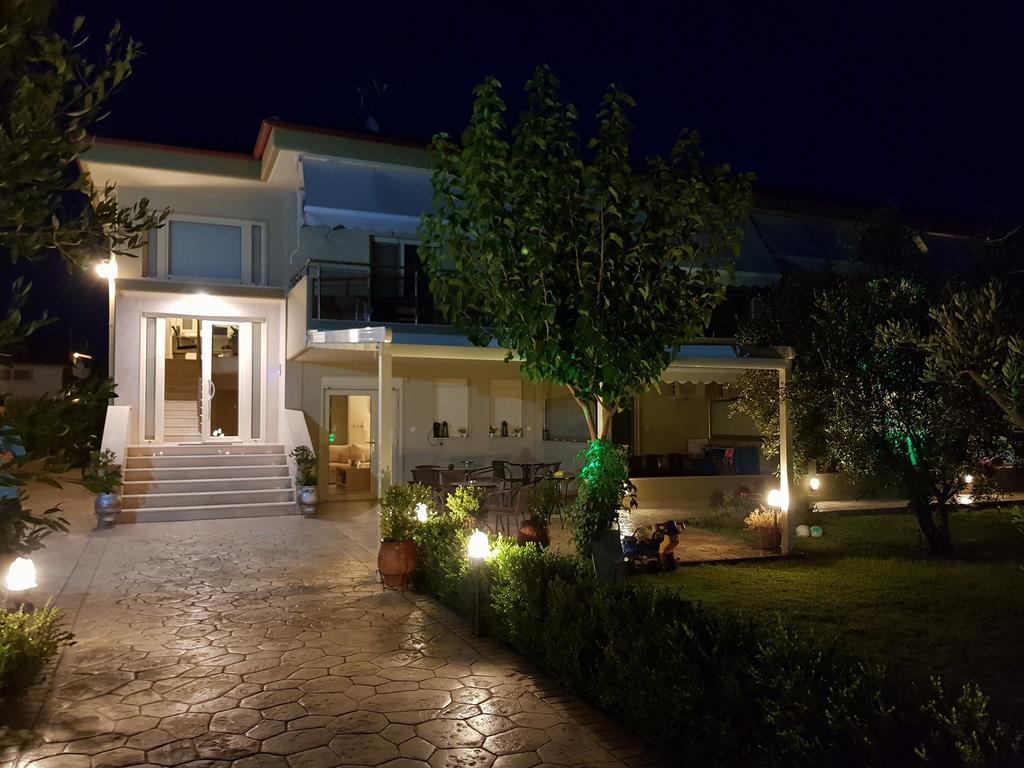 Gaia Studios & Apartments Nea Plagia Exterior photo